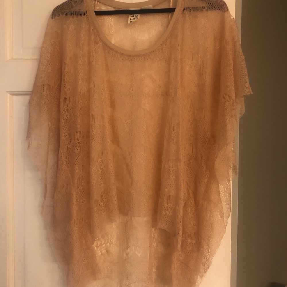 Dainty/crochet pink top